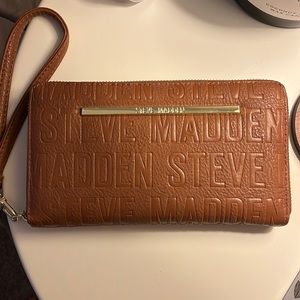 Steve Madden Wallet